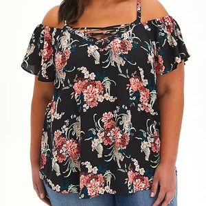 TORRID - LACE-UP COLD SHOULDER BLOUSE - GEORGETTE FLORAL BLACK